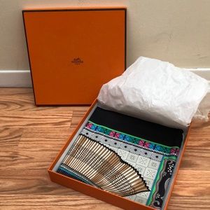 Hermès Scarf 90
